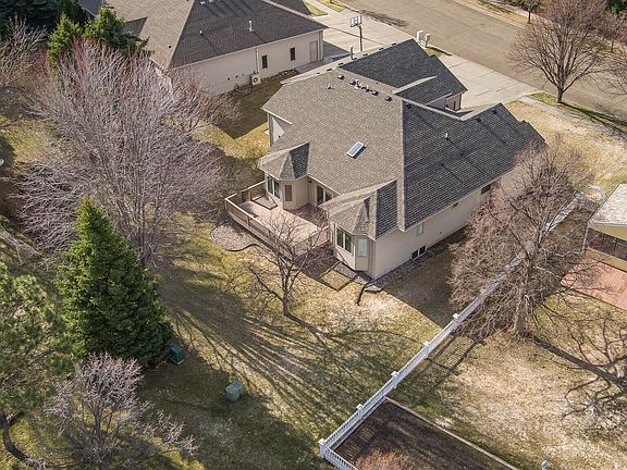 5th image of 1864 Contessa Dr
