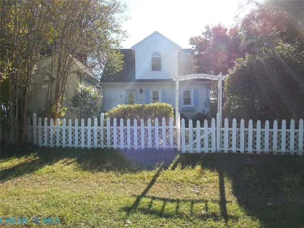3851 Old Concord Rd, Gloucester, VA 23061