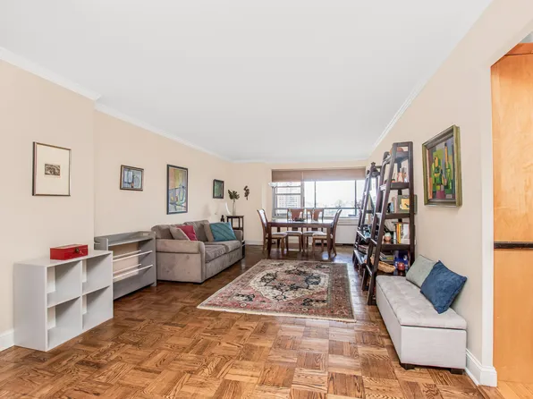 2500 Johnson Avenue image 1 of 11