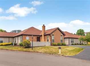 31 Ashford Dr, Cranberry Township, PA 16066