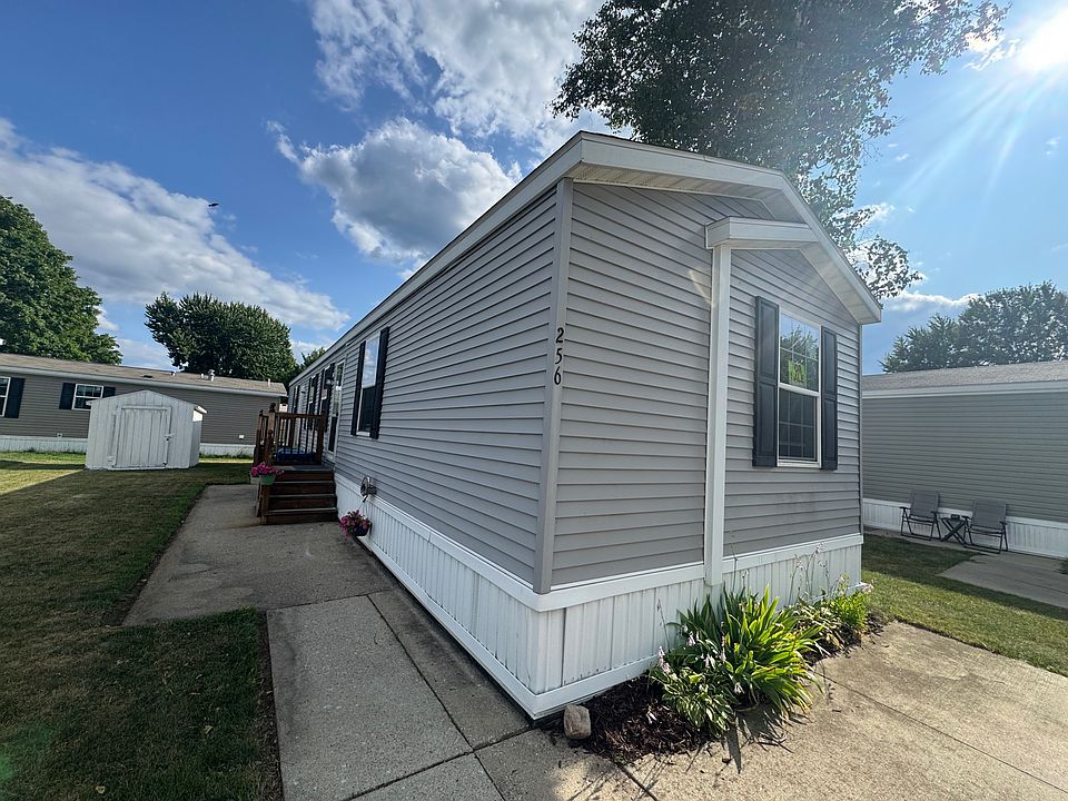 1st image of 256 Arlene Ct #256