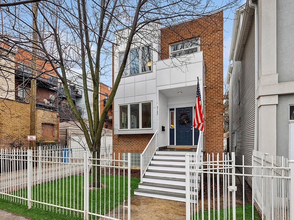 1st image of 3147 N Hoyne Ave