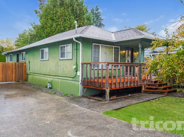 9413 14th Ave SW, Seattle, WA 98106