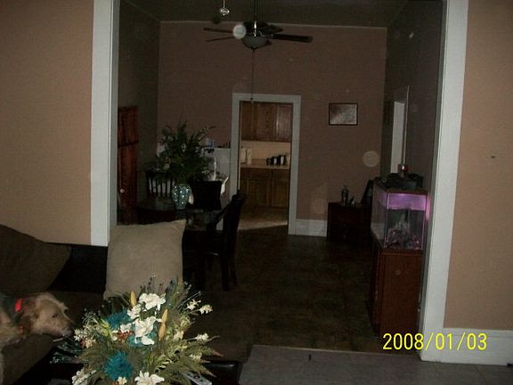 2nd image of 412 E Warren Ave
