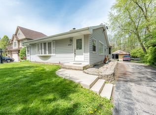 598 Front St, Lisle, IL 60532