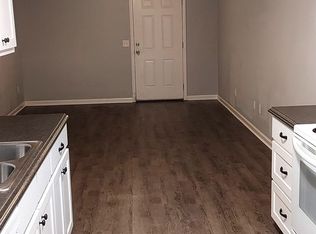 103 Oak St #D, Alma, GA 31510