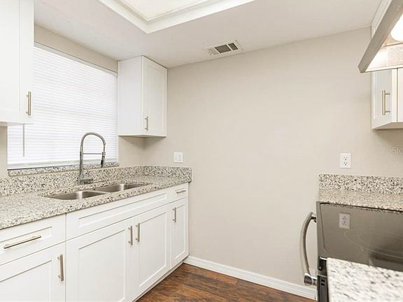 4th image of 10323 Blue Field Ct