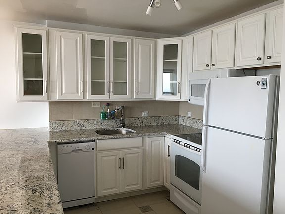 4th image of 1360 N Sandburg Ter APT 2508C