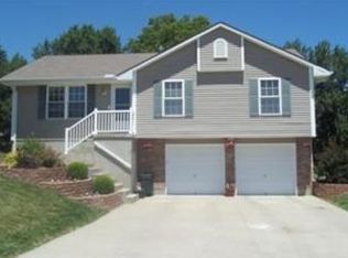 415 College Ter, Odessa, MO 64076