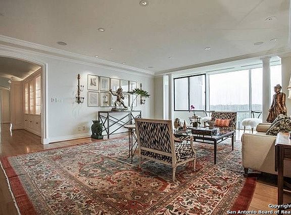 4th image of 200 PATTERSON AVENUE #800 A & 802 A