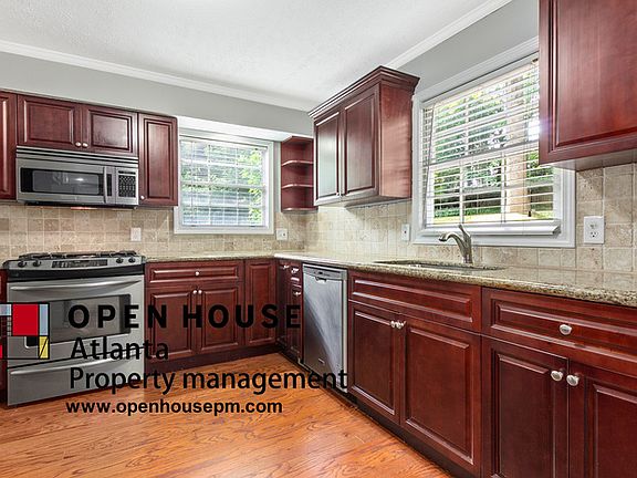 5th image of 341 Lamplighter Ln SE