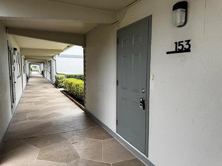 153 Monaco Way #D — Photo 3