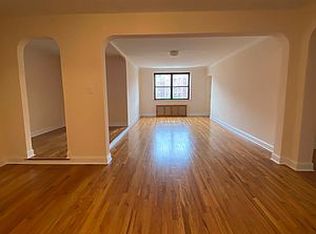 69-39 Yellowstone Blvd #4I6, Forest Hills, NY 11375