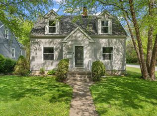8549 Greenwood Ave, Munster, IN 46321