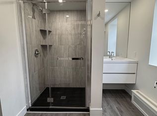 75 High St #217, London, ON N6C 4J8