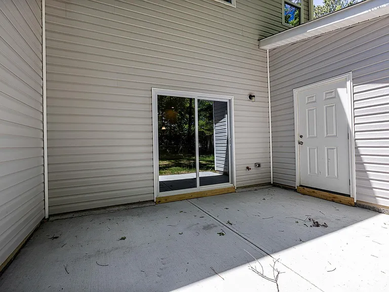 335 E Pine Ave — Photo 26