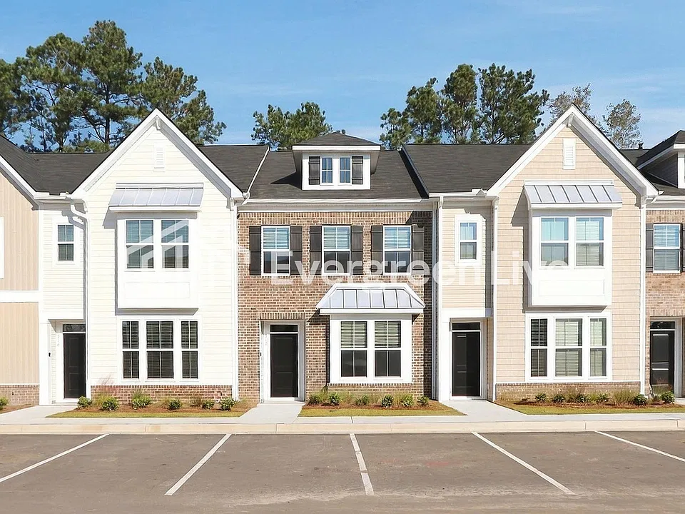 312 Deer Ridge Way