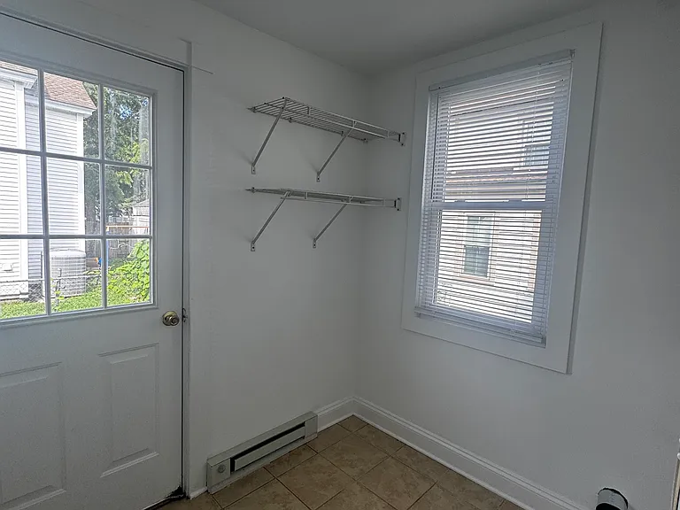 807 Locust St #1 — Photo 10