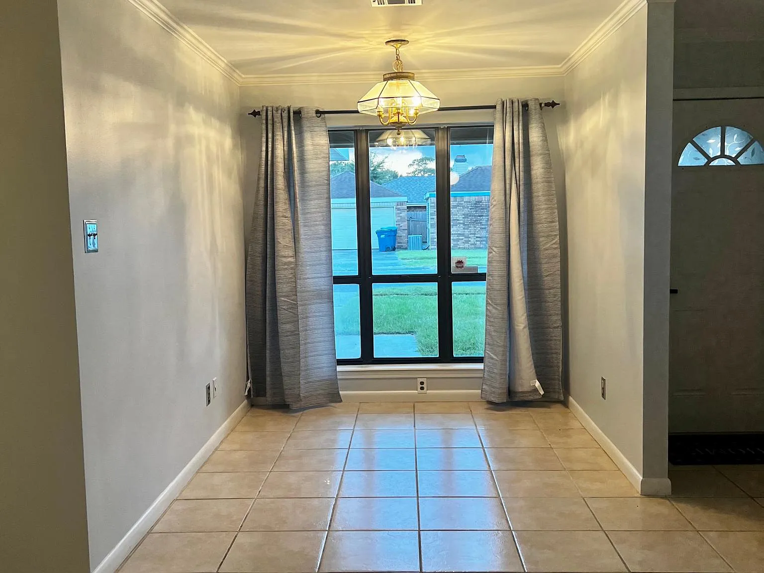 2 bed, 1096 sqft, $1,300 — Photo 4