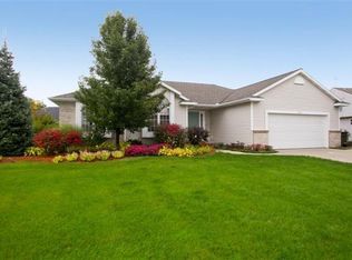 850 Maplerow Ave NW, Grand Rapids, MI 49534