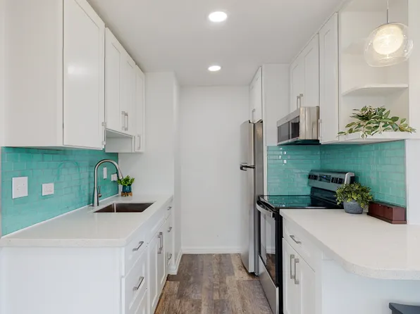 2415 Ala Wai Blvd APT 1407, Honolulu, HI 96815