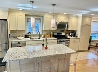 88 Madison Ave #88, Newtonville, MA 02460