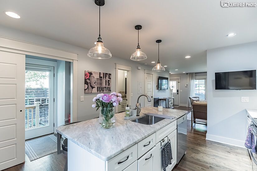 Fully Furnished 12 South Nashville Townhouse