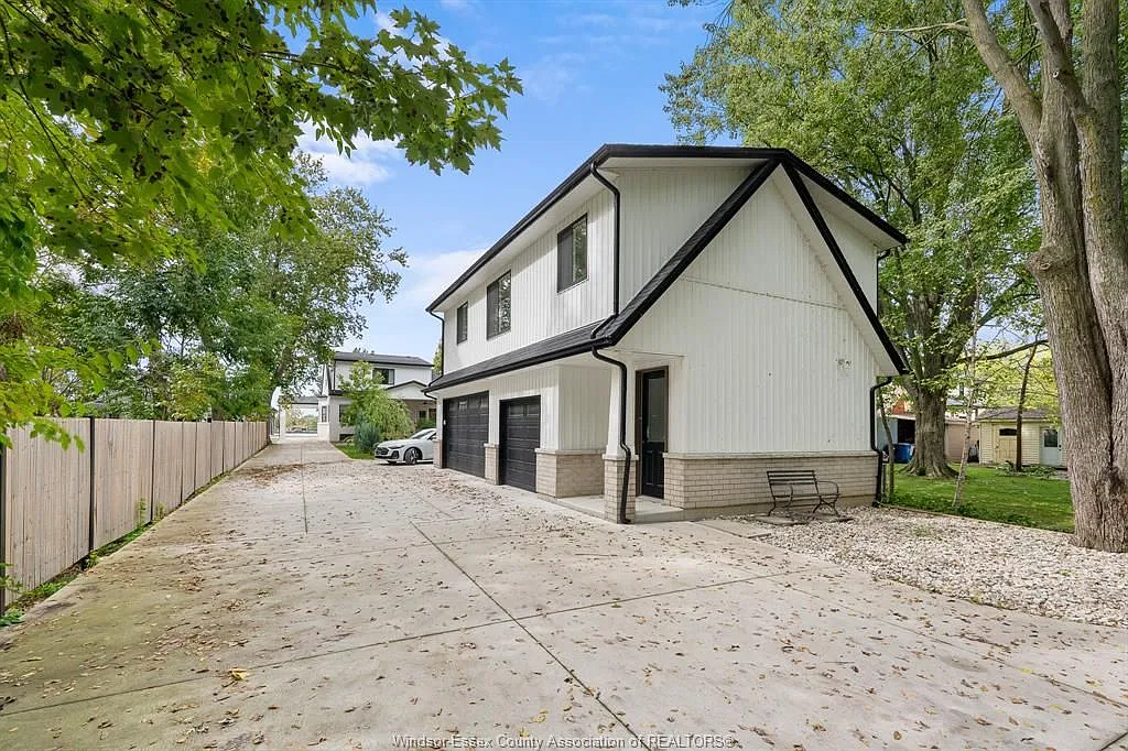 2 bed, $2,600 — Photo 4