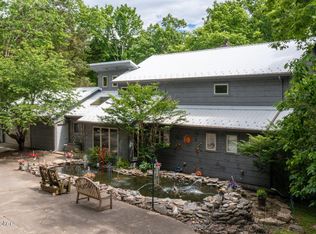 1892 Goose Creek Rd, Taylorsville, KY 40071