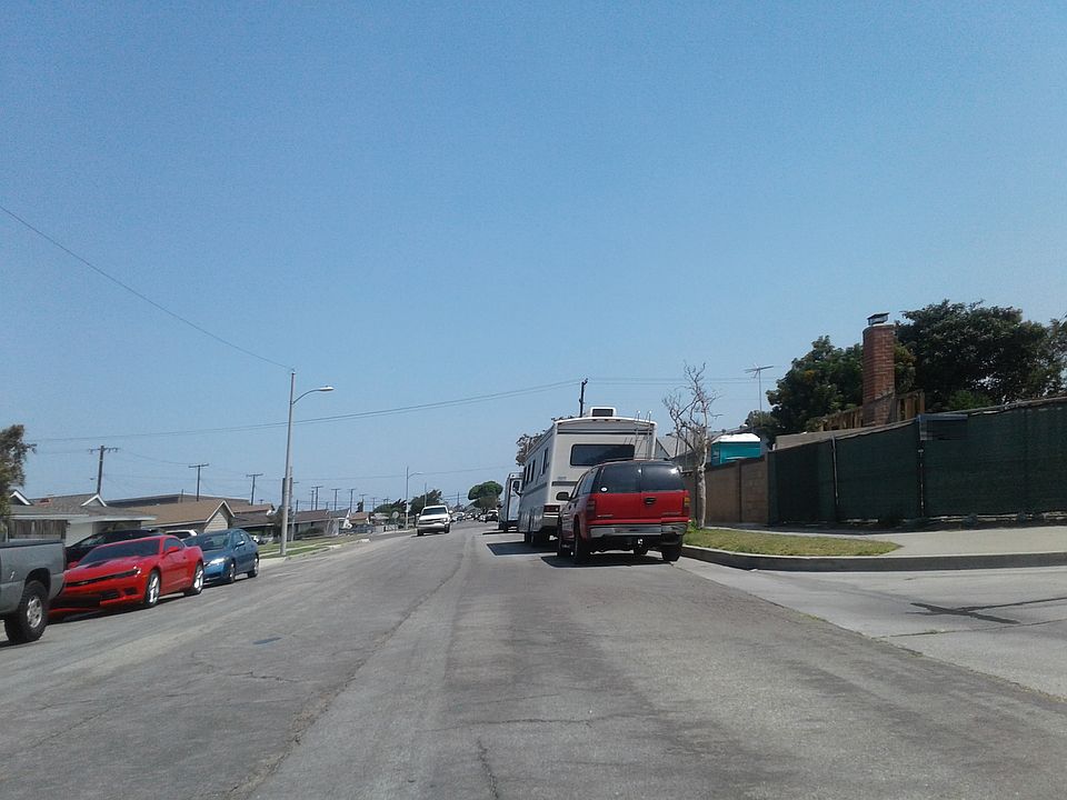 2nd image of 12082 Emerald St