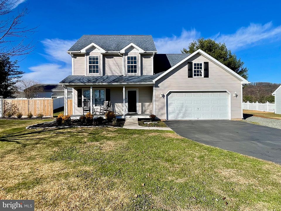 1st image of 35 Stacy Dr