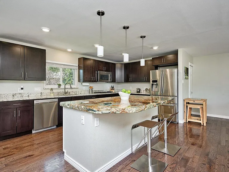 2242 S Poplar St — Photo 3