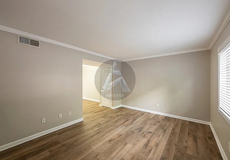 6940 Roswell Rd #13F — Photo 10