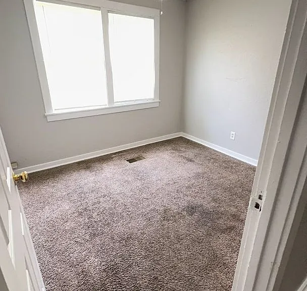 3164 Madeline Cir — Photo 10