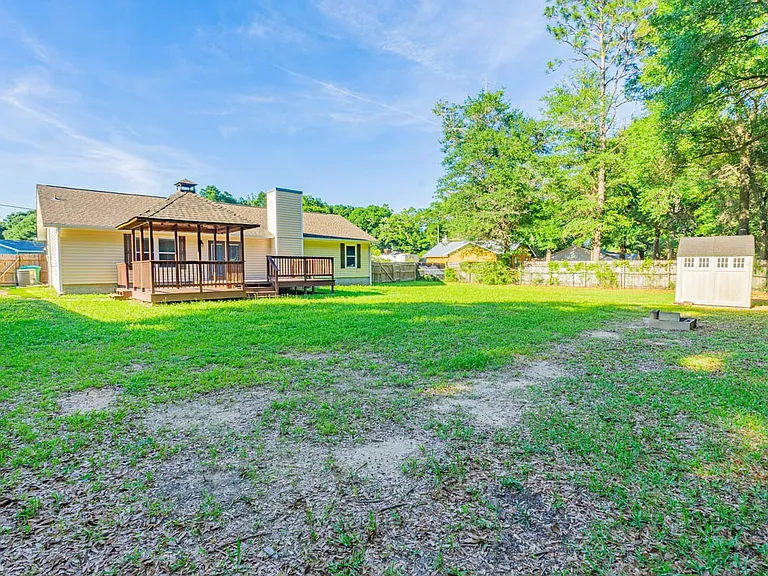 317 Springwood Cir — Photo 17