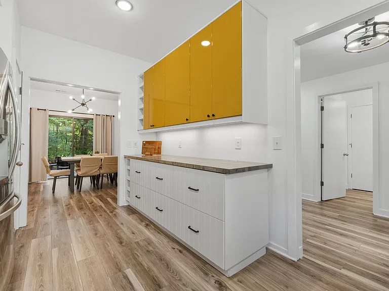 8 Ellsworth Ct — Photo 14
