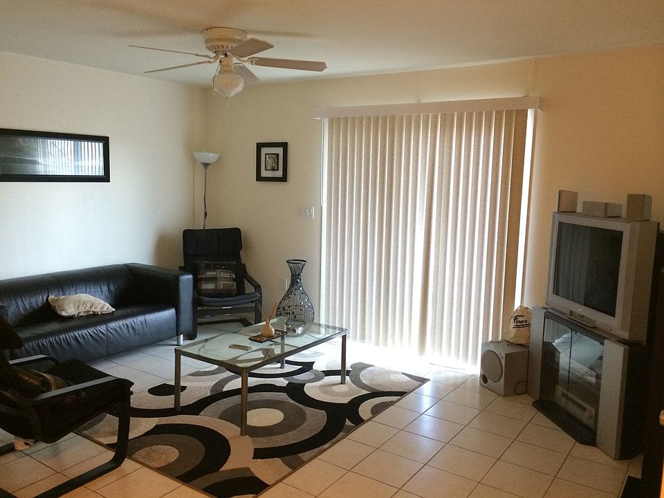 2nd image of 1500 Lake Shore Dr APT 110