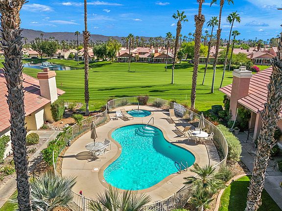 4th image of 42654 Sand Dune Dr #42654