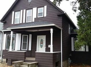 17 Lippold St, Methuen, MA 01844