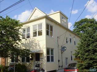 99 Hayward Pl, Wallington, NJ 07057