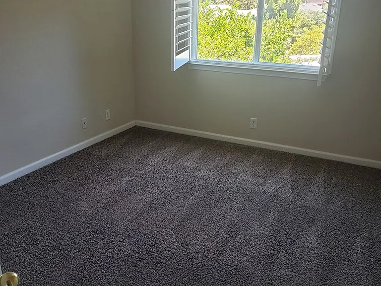 579 Morgan Drive — Photo 9