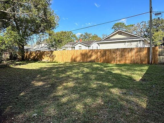 5th image of 623 Linwood Ave #1