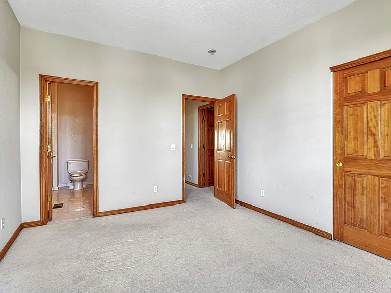 8406 Green Island Cir — Photo 59
