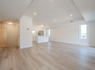 610 Benninger Dr #117, Kitchener, ON N2E0H8