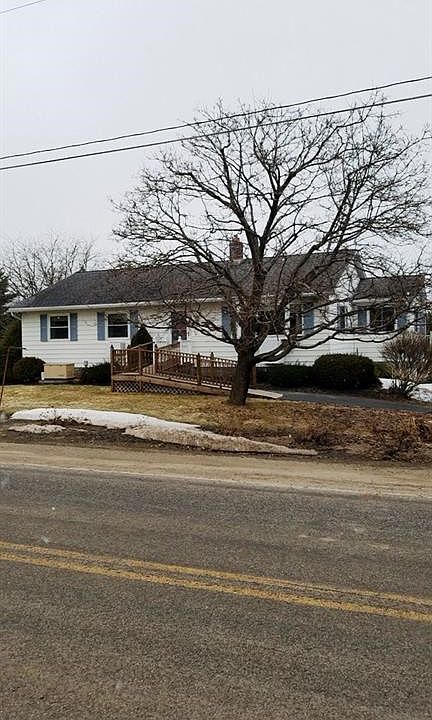 Just outside Dolgeville Limits. Removable Handi Cap Ramp