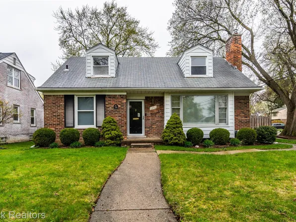 2602 Trafford Rd, Royal Oak, MI 48073