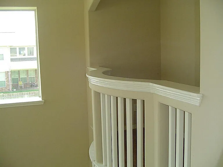10930 Reston Point Dr — Photo 10