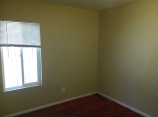 425 3rd St #B, Ramona, CA 92065