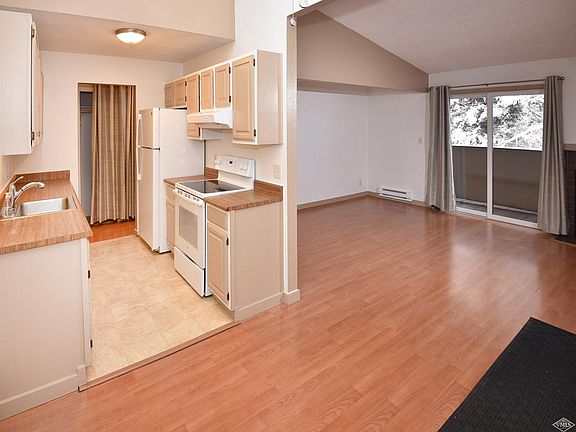4th image of 1050 W Beaver Creek Blvd Suite A302