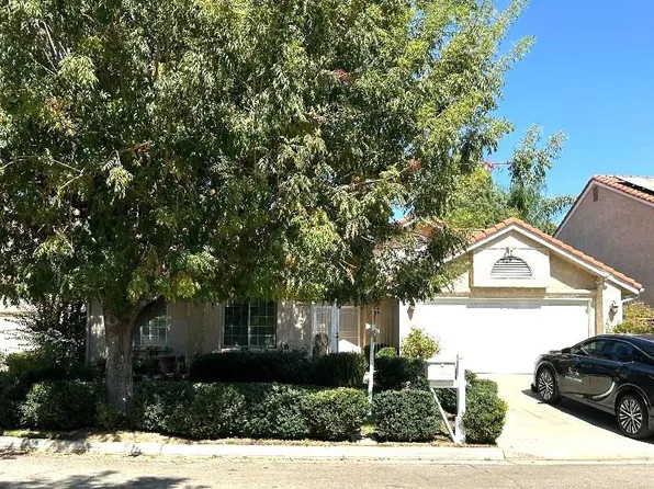 292 E Marwood Ln, Fresno, CA 93720
